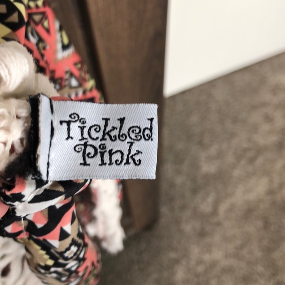 Poncho - Picture 2 of 4